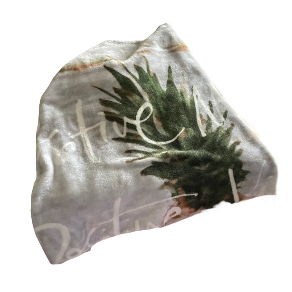 Natural Life Blanket Throw - Picture 3 of 13